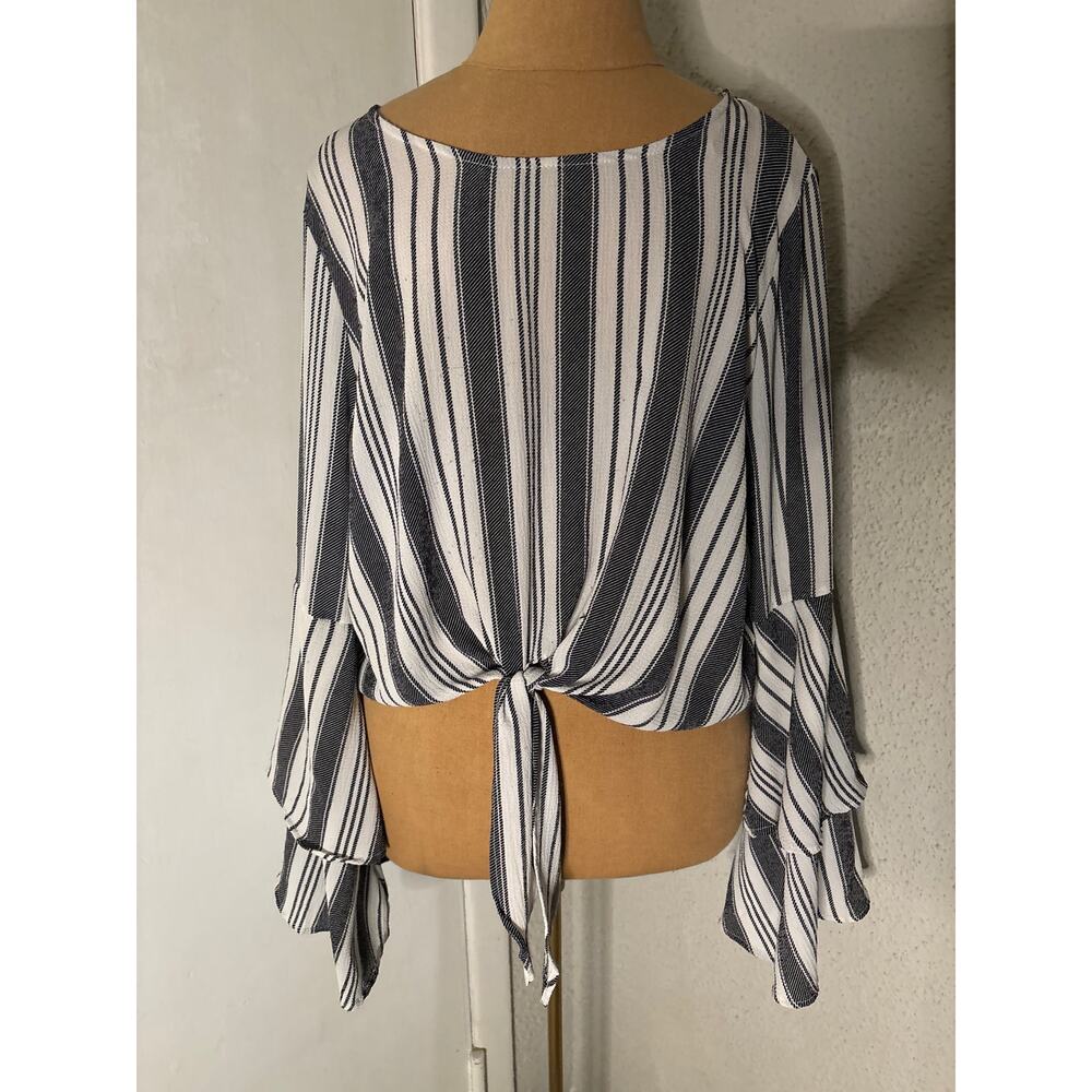Altar’d State Cropped Ruffle Sleeve Striped Top L Tie Front Nautical Costal